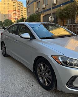 هیۆندای ئەلەنترا